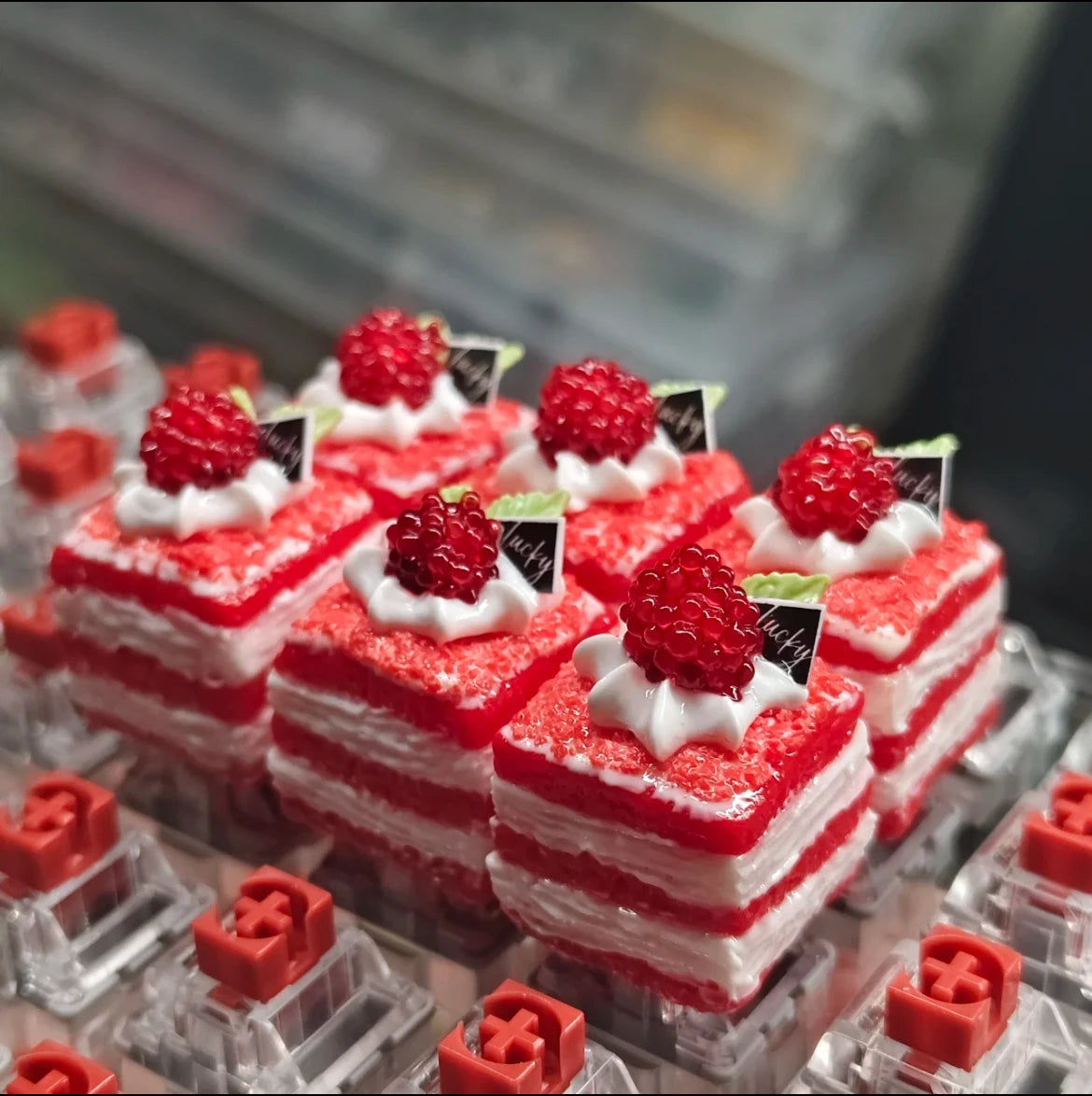 Cute Cake Keycaps Kawaii Clay Keyboard Caps Niche Food Toys Keycap Customized Clay Manual Cross Shaft Mechanical Keyboard Caps