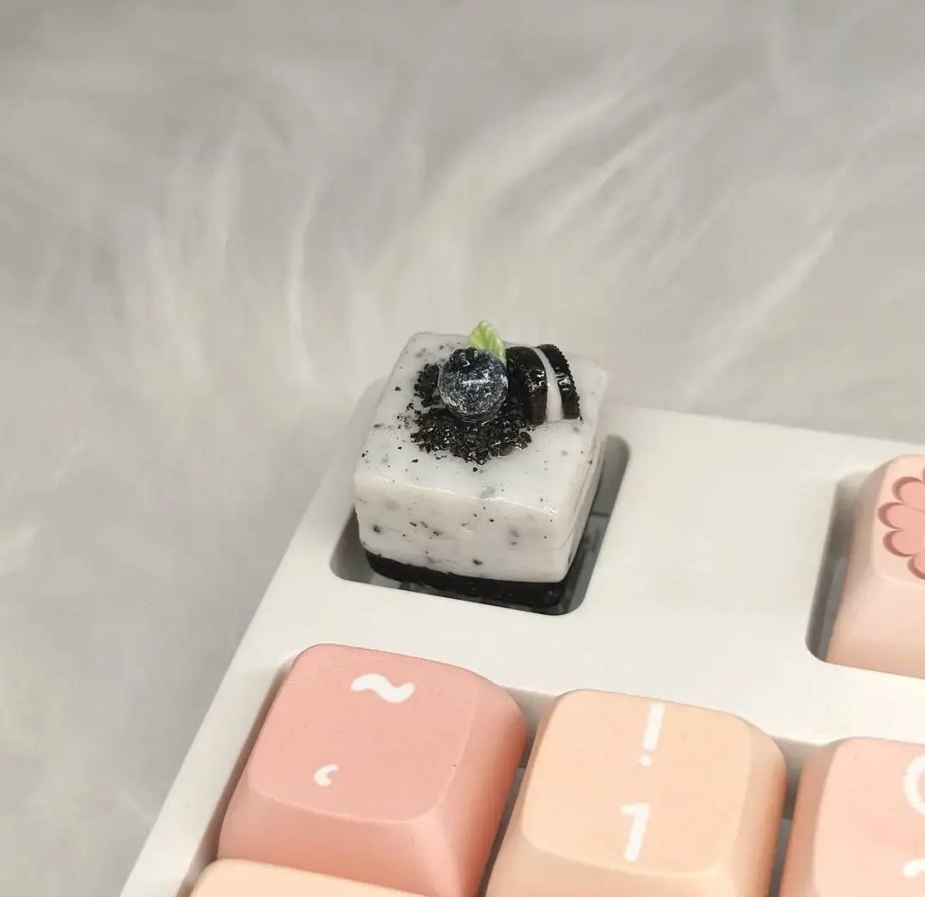 Original Cute Cake Keycap Kawaii Clay Keyboard Caps Custom Handmade Game Artistic Keycaps for Mechanical Keyboard Gift MX Switch