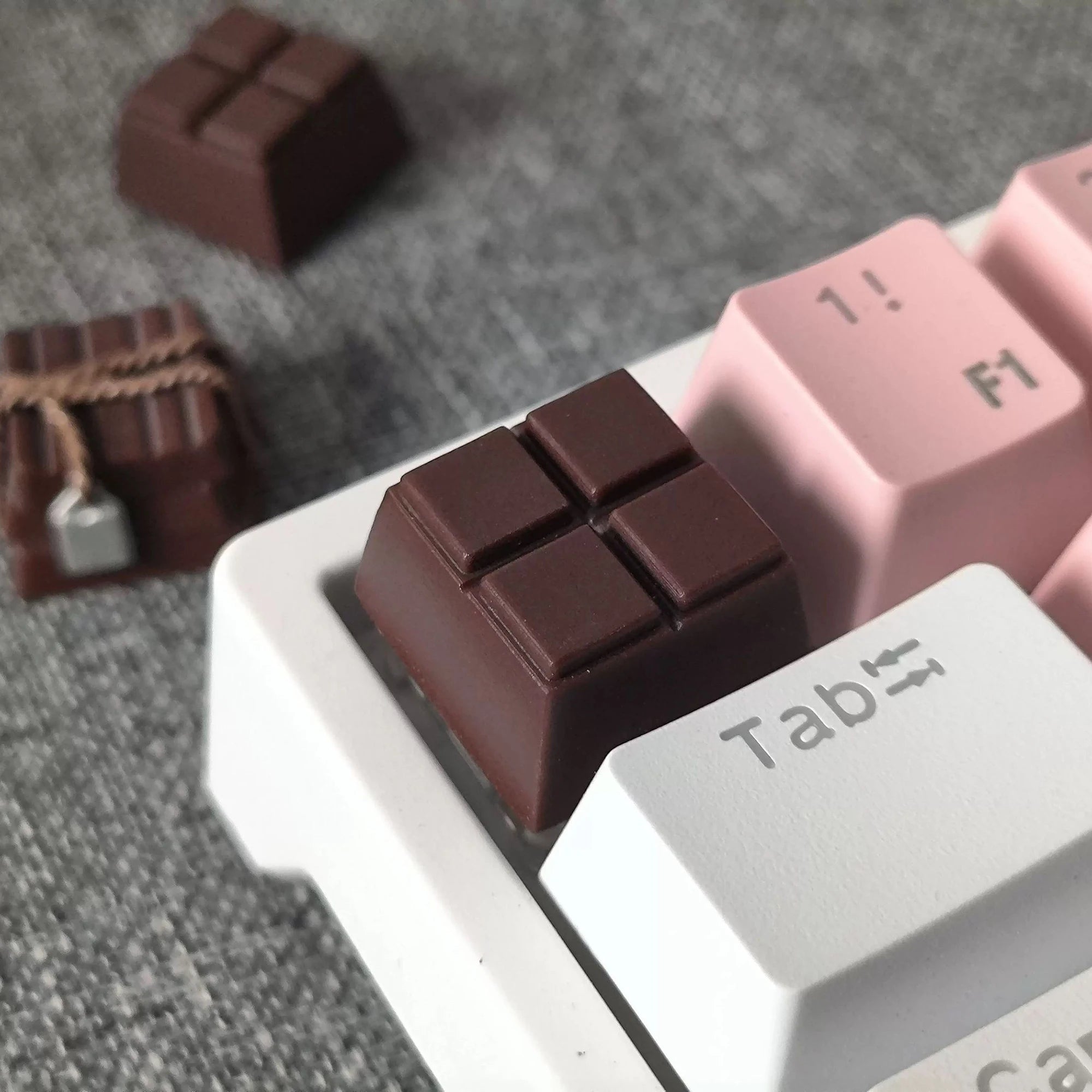 Chocolate Custom Novelty Artisan KeyCap Handmade Resin Keyboard Cap Key Cap for Mechanical Keyboard Accessories
