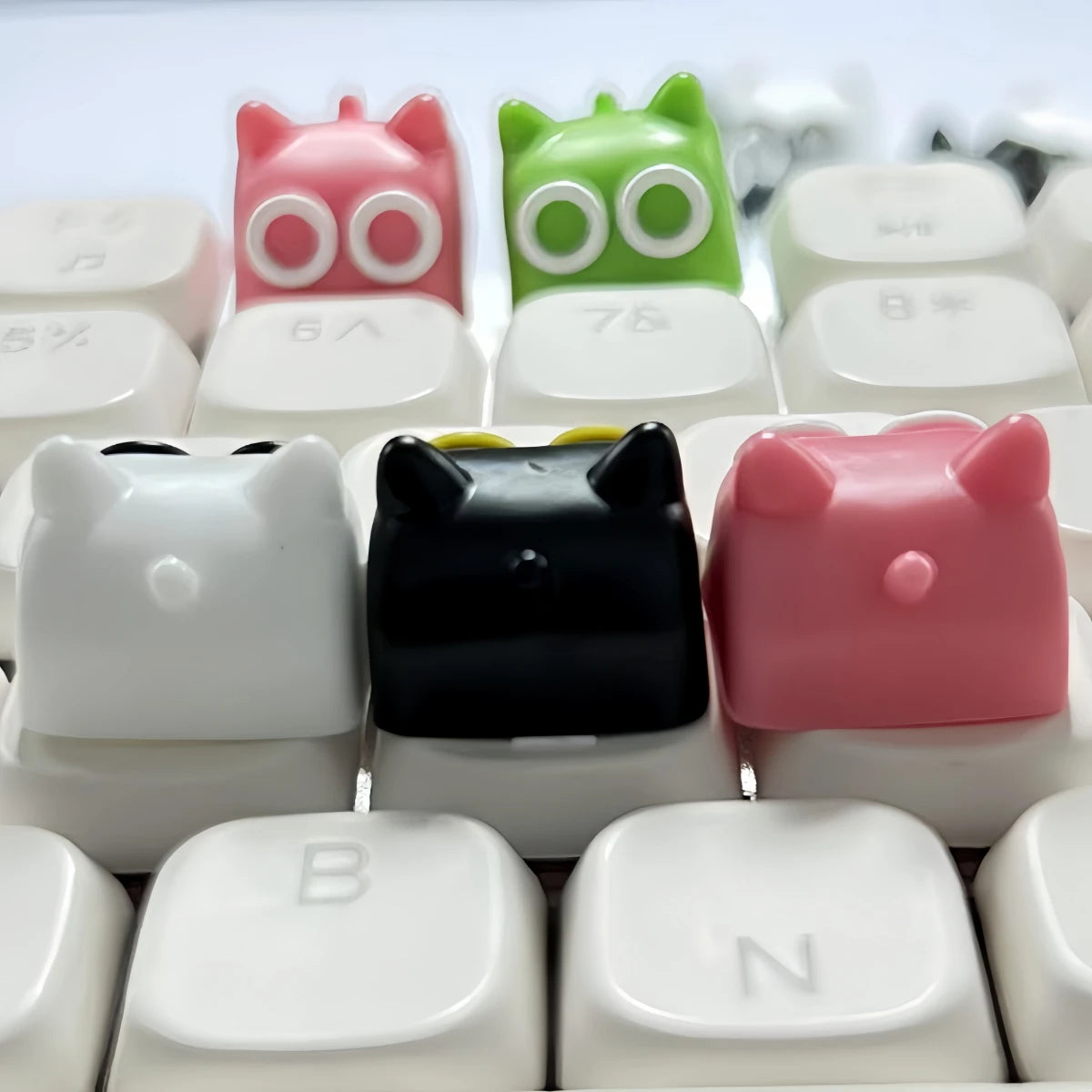 Anime Cute Little Cat Keycap Cartoon Cat Personalized Resin Kawaii Cartoon Girl MX Switch Keycaps Creative Keyboard Caps