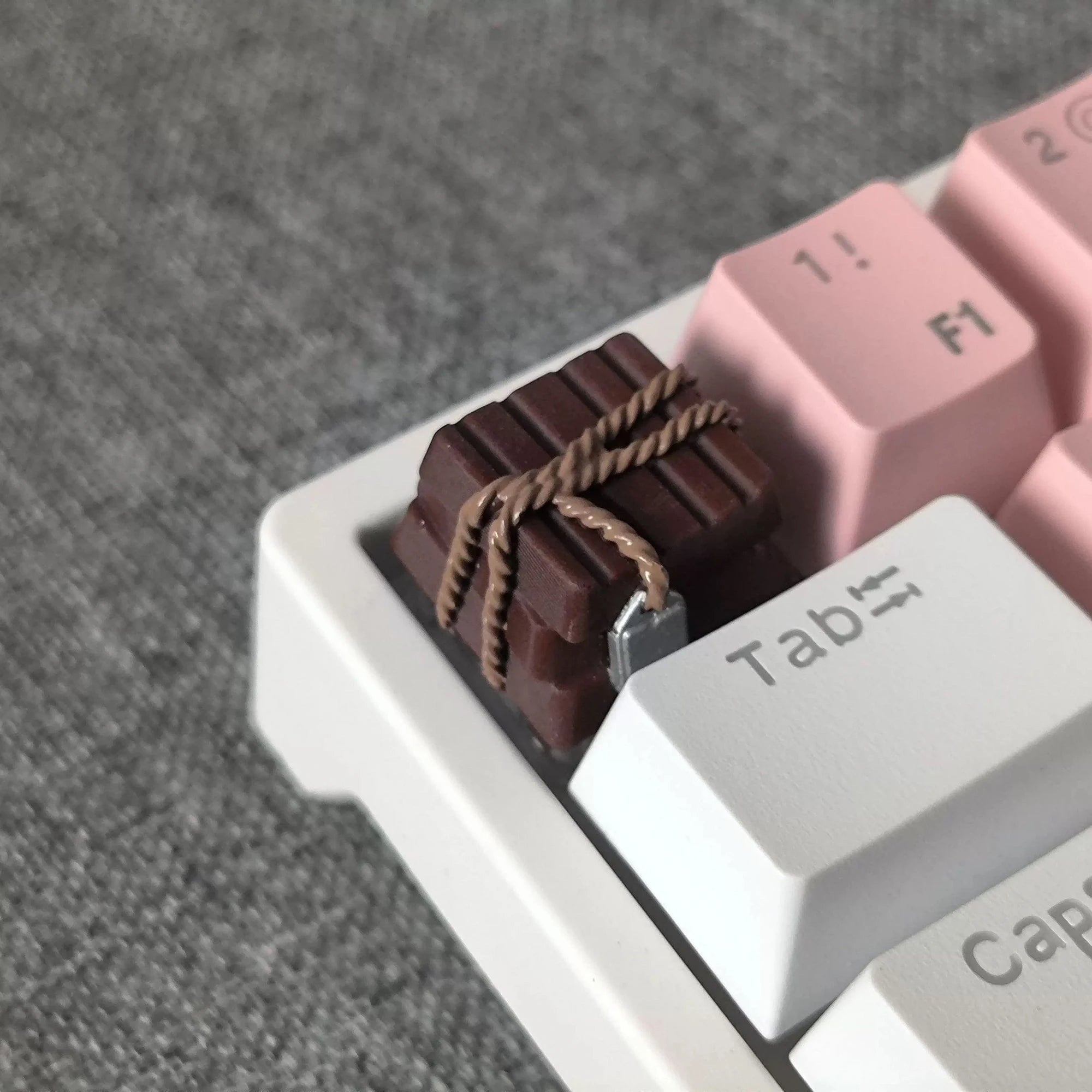 Chocolate Custom Novelty Artisan KeyCap Handmade Resin Keyboard Cap Key Cap for Mechanical Keyboard Accessories