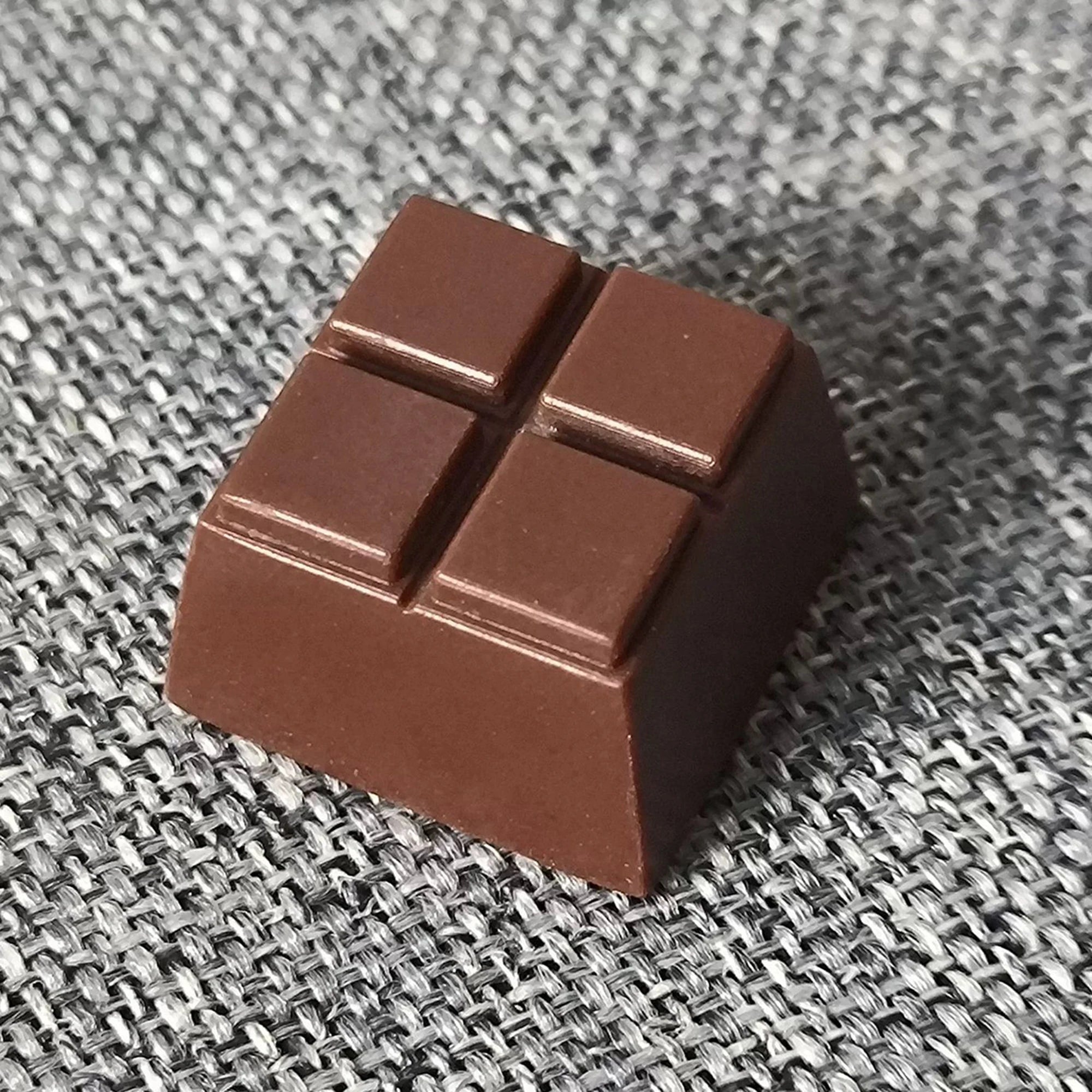 Chocolate Custom Novelty Artisan KeyCap Handmade Resin Keyboard Cap Key Cap for Mechanical Keyboard Accessories